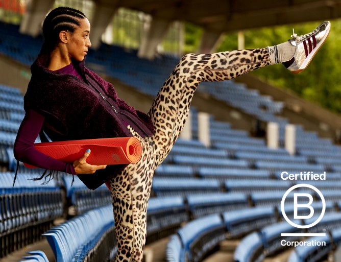 secondhand clothing image